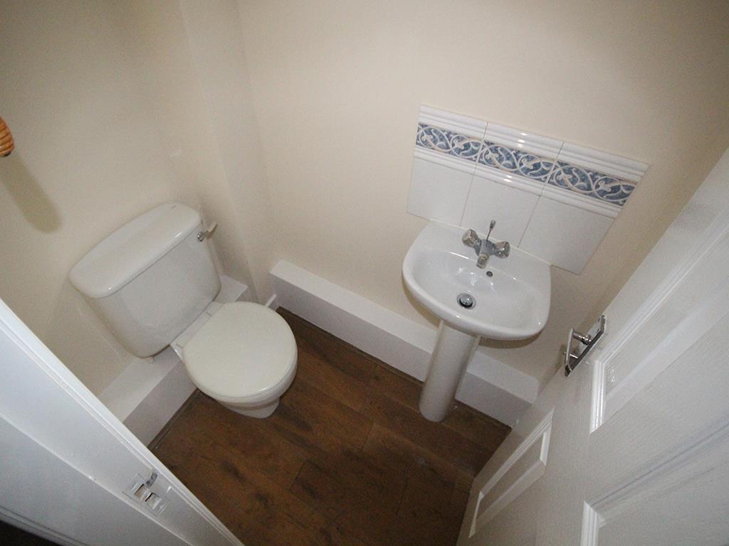3 bedroom semi-detached house To Let in Barnoldswick - 2017-02-27 10.34.39.jpg